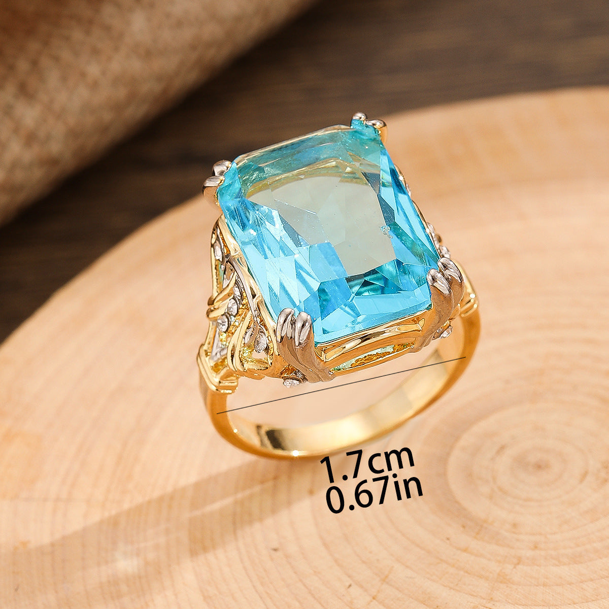 RETRO Geometric Hollow Inlaid Zircon Exquisite Ring